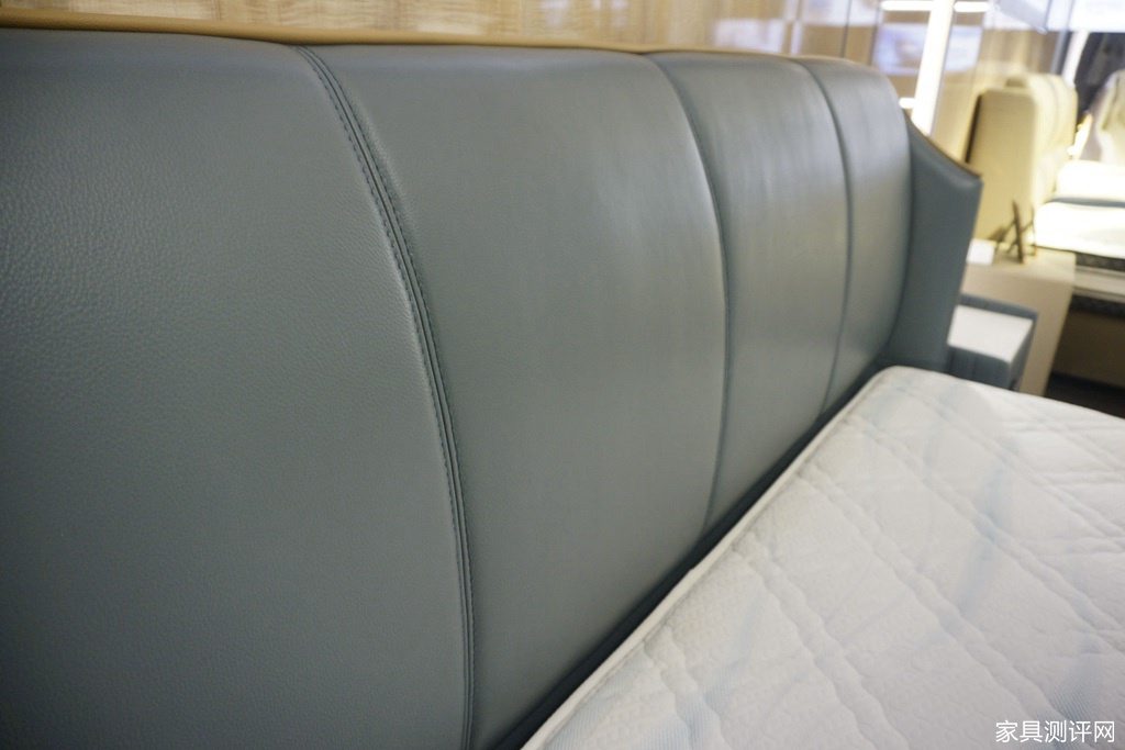 芝华仕智能床测评：半青皮高级床&精致护脊床垫 仪式感和氛围感拉满（型号：贝加尔床架+塞纳河一体式电动床垫）(图7)
