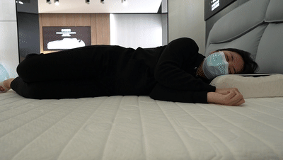 芝华仕智能床测评：多变视觉设计巧饰精致小家 床垫软糯且互动性强（型号：40085床架+艾达床垫+阿尔法电动架）(图29)