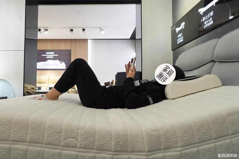 芝华仕智能床测评：多变视觉设计巧饰精致小家 床垫软糯且互动性强（型号：40085床架+艾达床垫+阿尔法电动架）(图36)
