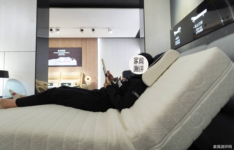 芝华仕智能床测评：多变视觉设计巧饰精致小家 床垫软糯且互动性强（型号：40085床架+艾达床垫+阿尔法电动架）(图38)