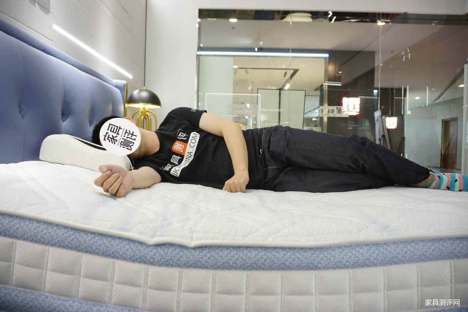 芝华仕智能床测评：半青皮高级床&精致护脊床垫 仪式感和氛围感拉满（型号：贝加尔床架+塞纳河一体式电动床垫）(图30)