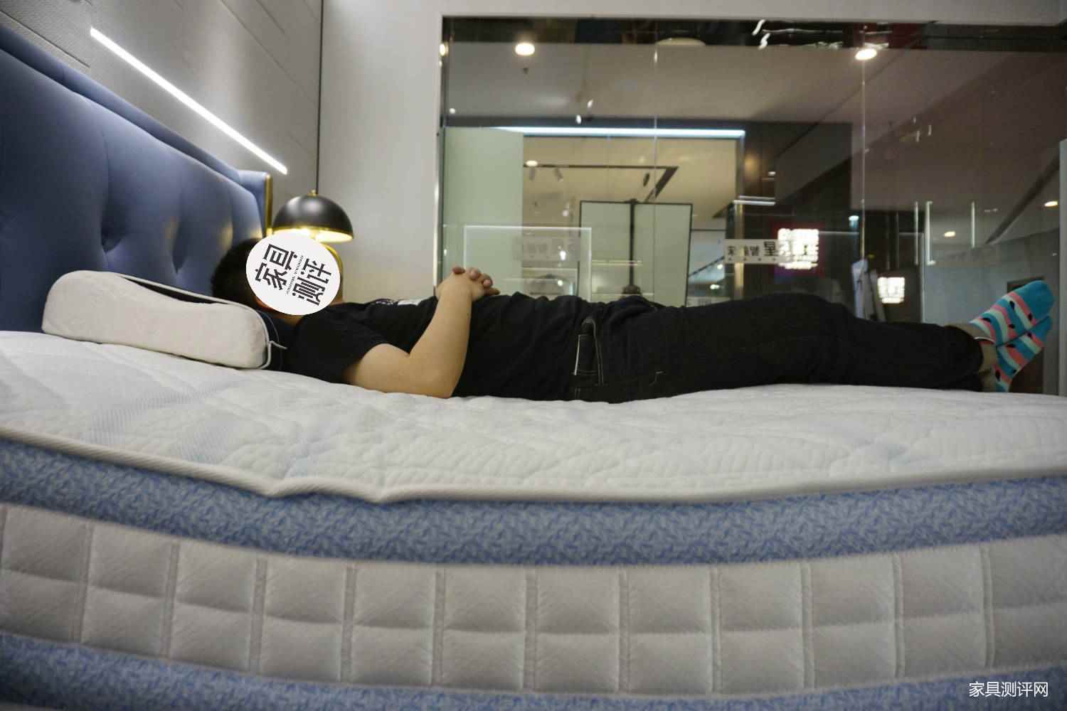 芝华仕智能床测评：半青皮高级床&精致护脊床垫 仪式感和氛围感拉满（型号：贝加尔床架+塞纳河一体式电动床垫）(图29)