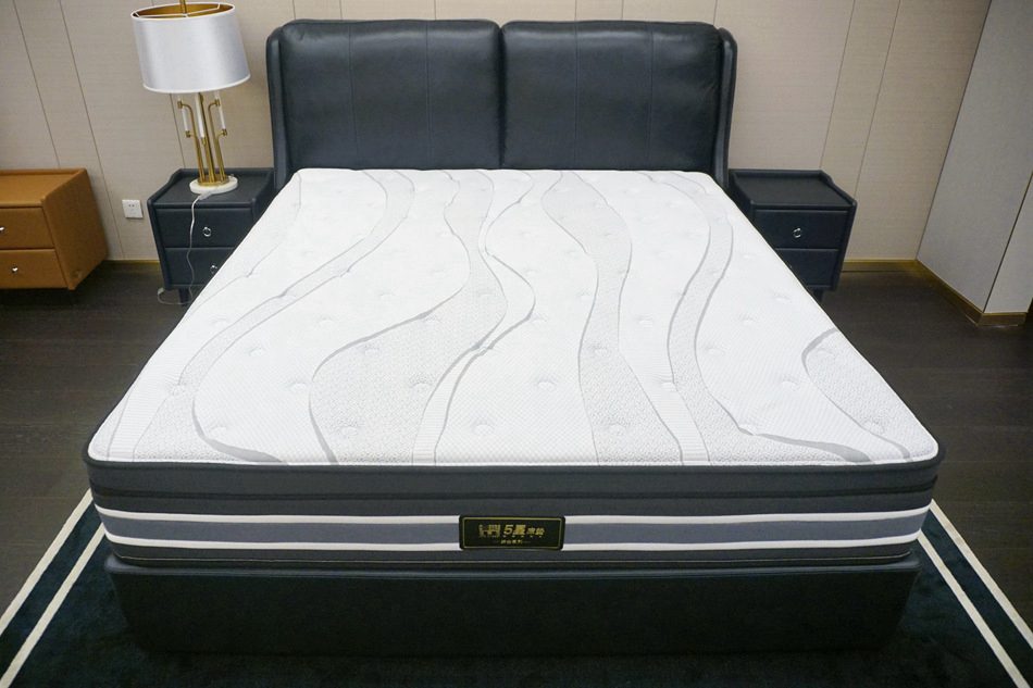 芝华仕5星床垫测评：灵动“双弹簧”体系 打造个性软睡感 睡眠品质up！（型号：5 - ��ý���鱨��վ