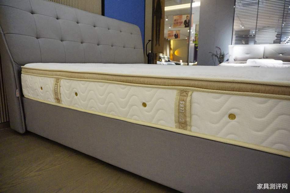芝华仕5星软床测评：睡感细腻的高配床垫 不只是护脊！（型号：莱可床垫）(图8)