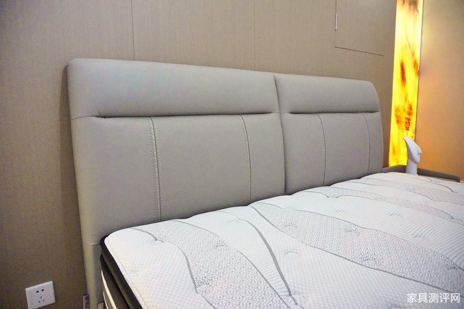 芝华仕5星软床测评：轻薄化造型 柔缓压睡感 一键开启酣睡模式（型号：艾凡床架+艾凡二代床垫）(图8)