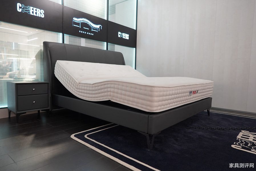 芝华仕智能床测评：给居家做减法 给生活做加法（型号：吉朗床架+斯蒂芬一体电动床垫）(图1)