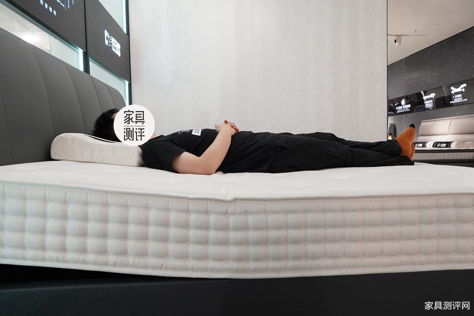 芝华仕智能床测评：给居家做减法 给生活做加法（型号：吉朗床架+斯蒂芬一体电动床垫）(图25)