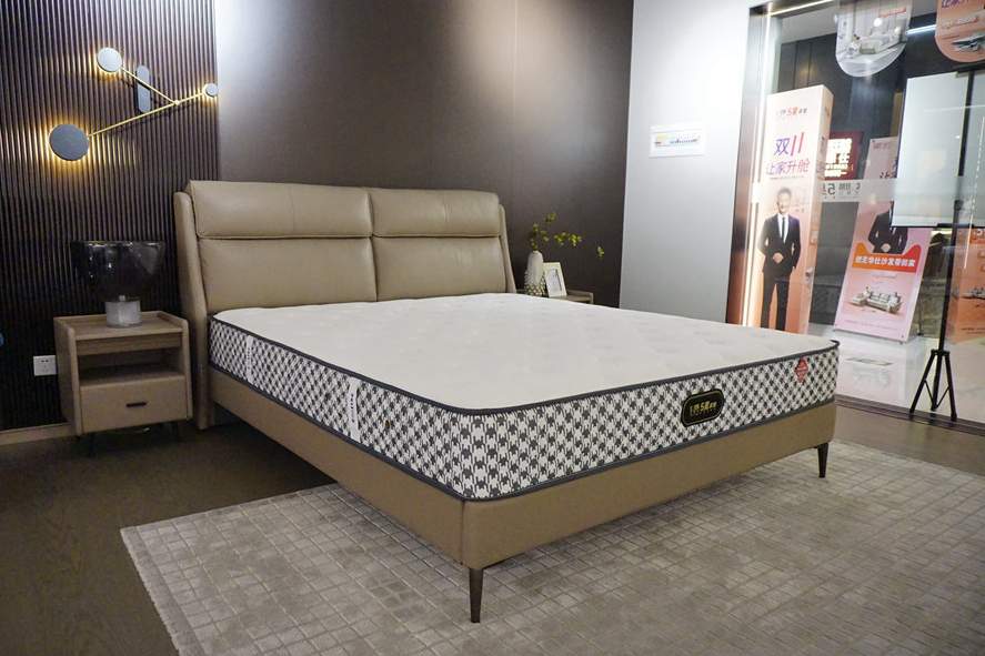 芝华仕5星软床测评：意式小方包造型 睡感无短板 打造质感卧室（型号：波托菲诺床架 - ��ý���鱨��վ