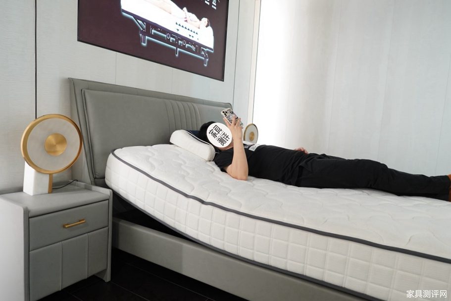 芝华仕智能床测评：简洁有质感的都市美学，现代打工人的减压空间（型号：文莱床架+布拉格床垫+阿尔法电动架）(图23)