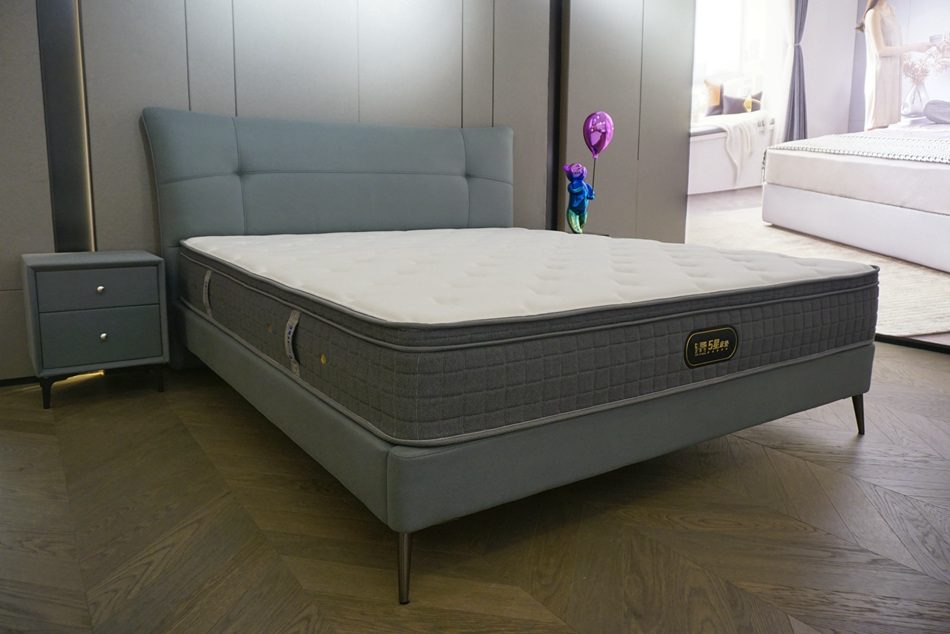 芝华仕5星软床测评：俏皮小猫造型&精巧尺寸设计 俘获年轻一族芳心（型号：颂佳床架 - ��ý���鱨��վ