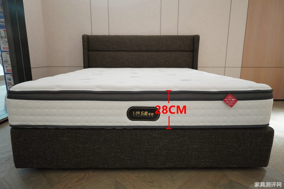 芝华仕5星软床测评：慵懒包裹型床垫 软得很有幸福感！（型号：华枝床垫）(图9)