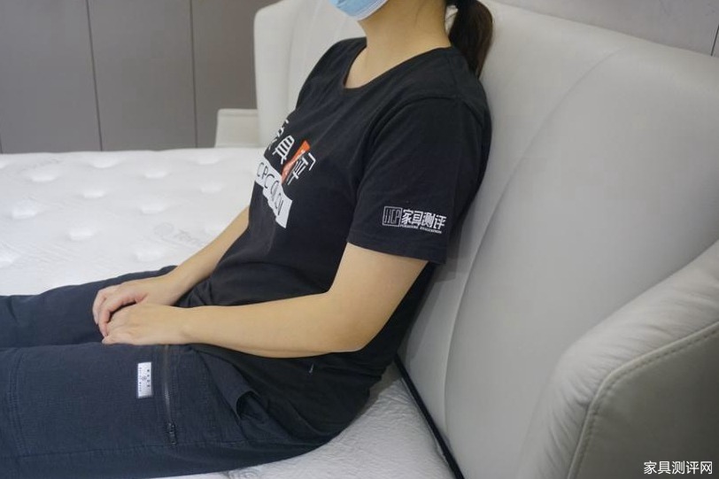 芝华仕5星床垫测评：“皇冠式”设计给足气场不撞款 护脊床垫也有趣味动感（型号：苏黎世电动套床）(图15)