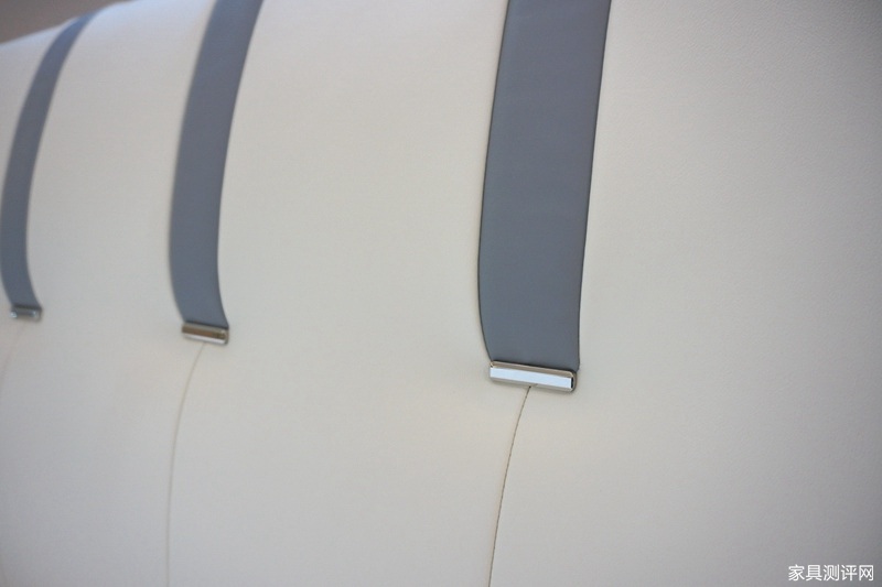 芝华仕5星软床测评：折耳造型显个性 细节加分 满足精致用户所需（型号：馨逸床架）(图10)