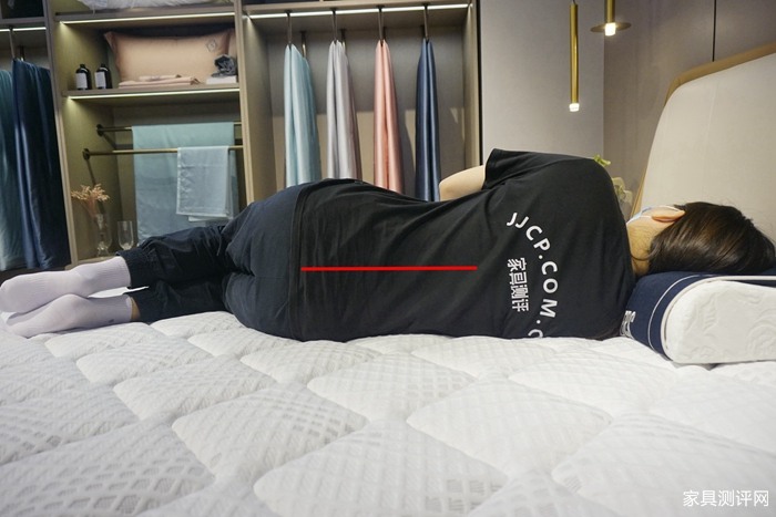 芝华仕5星软床测评：双床屏撞色设计 打造活力空间 床垫软糯宜睡眠（型号：芝初床架+芝初床垫）(图29)
