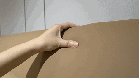 芝华仕5星软床测评：“手拿包”&“瑞士卷”造型有机结合 肤感面料和细节处理做足个性（型号：嘉美电动床架）(图7)