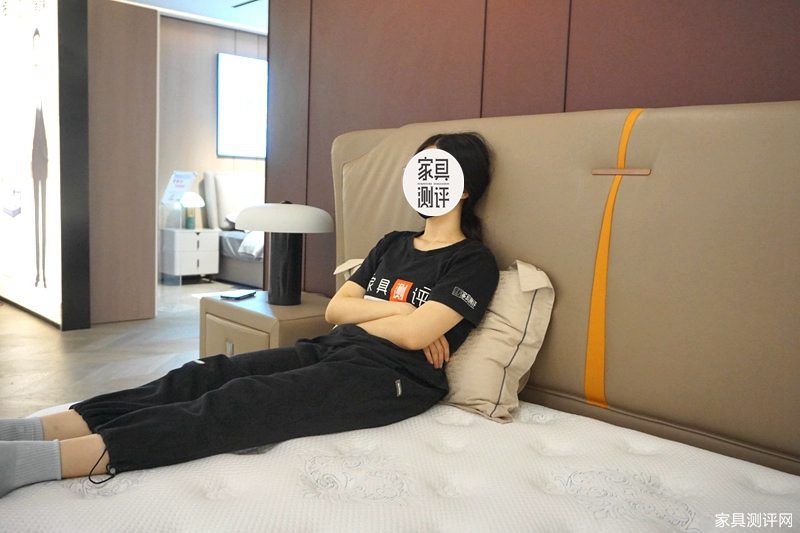 芝华仕5星软床测评：国风旗袍设计联手高级3D床垫 空间韵味和睡眠质感都有了（型号：荣耀享家床架+布兰卡床垫）(图19)
