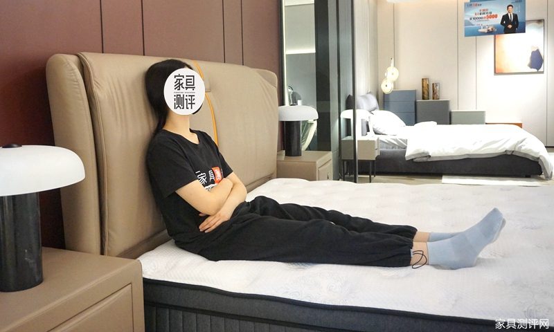 芝华仕5星软床测评：国风旗袍设计联手高级3D床垫 空间韵味和睡眠质感都有了（型号：荣耀享家床架+布兰卡床垫）(图17)