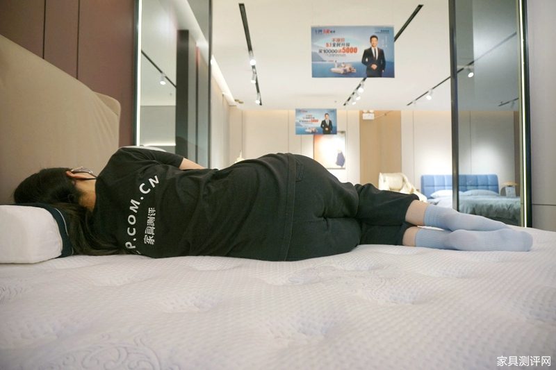 芝华仕5星软床测评：国风旗袍设计联手高级3D床垫 空间韵味和睡眠质感都有了（型号：荣耀享家床架+布兰卡床垫）(图31)