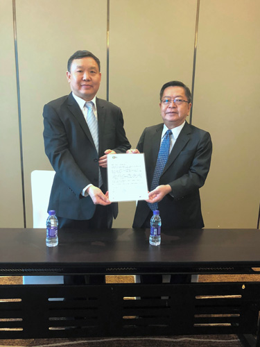 1528943198368462.jpg 徐祥楠理事长会见马来西亚家具总会会长蔡春才(图2)