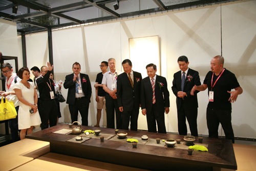 第二十三届中国国际家具展览会和2017摩登上海时尚家居展盛大开幕(图7)