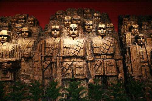 中国家具协会参观中国人民抗日战争纪念馆(图2)