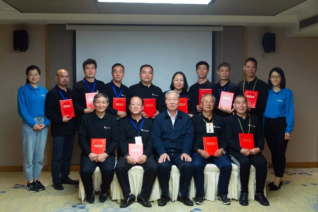 2019年中国技能大赛——“三福杯”第二届全国家具雕刻职业技能竞赛总决赛开赛(图11)