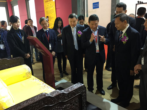 上海红木展完美收官 助力中国红木文化走向世界(图6)