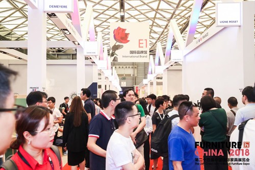 第二十四届中国国际家具展览会暨2018摩登上海时尚家居展开幕(图7)