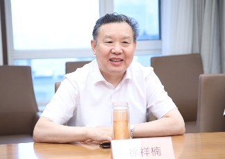 徐祥楠理事长会见宿迁市泗阳县委常委徐大伟一行(图1)