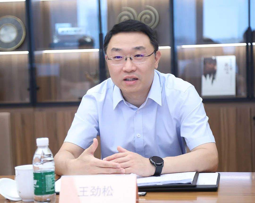 商务部欧洲司王劲松巡视员一行到访中国家具协会(图2)