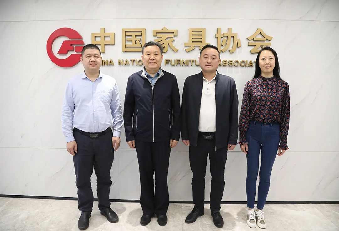 徐祥楠理事长会见梧州市苍梧县副县长高方超一行(图3)