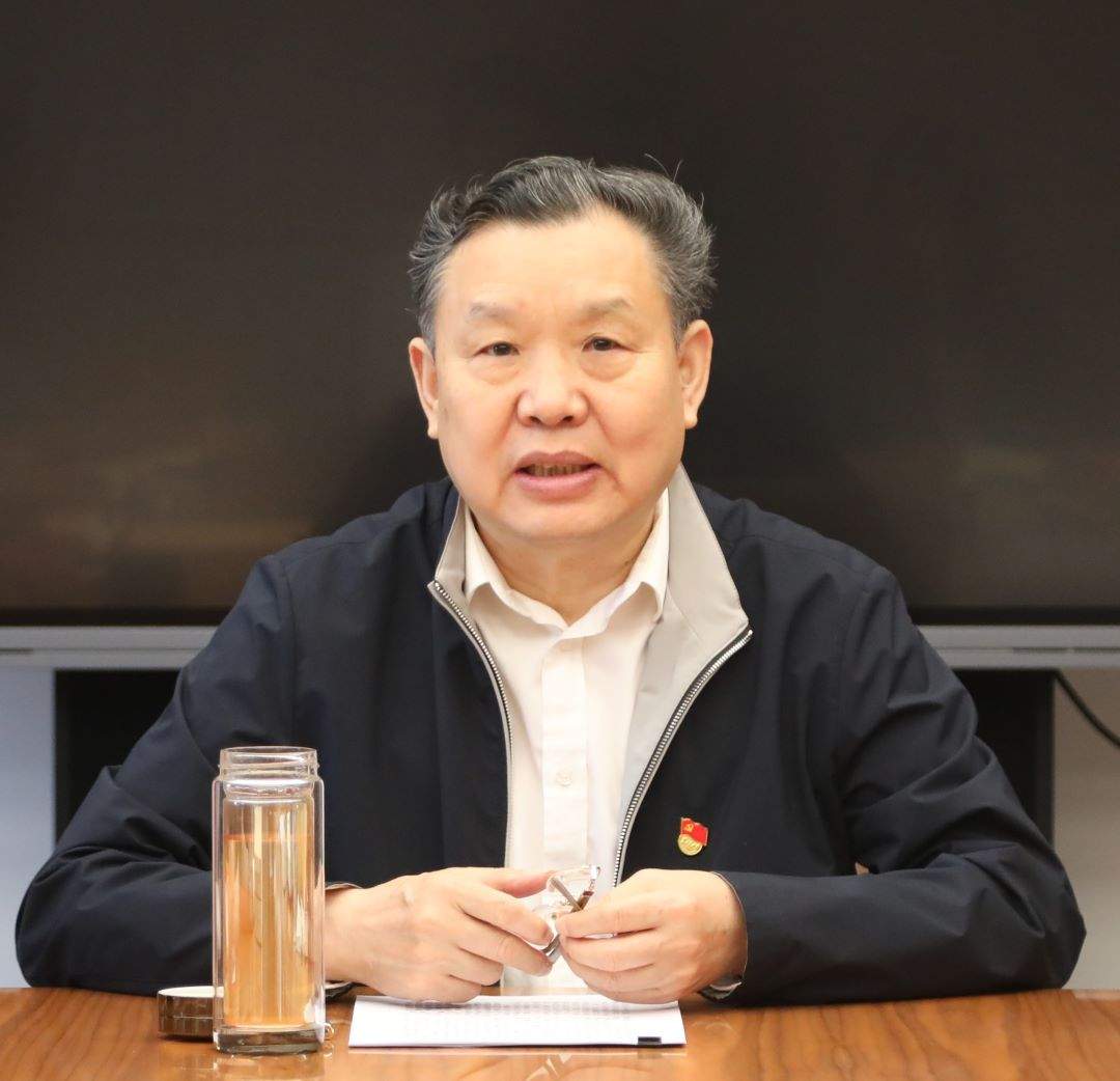 中国家具协会党支部召开学习贯彻习近平新时代中国特色社会主义思想主题教育第一次集体学习研讨会(图2)