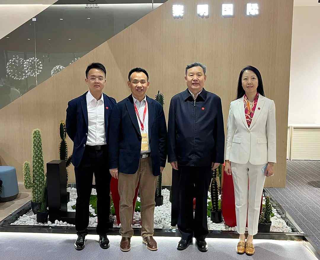 第51届中国家博会（广州）办公商用及设备配料展盛大开幕(图5)