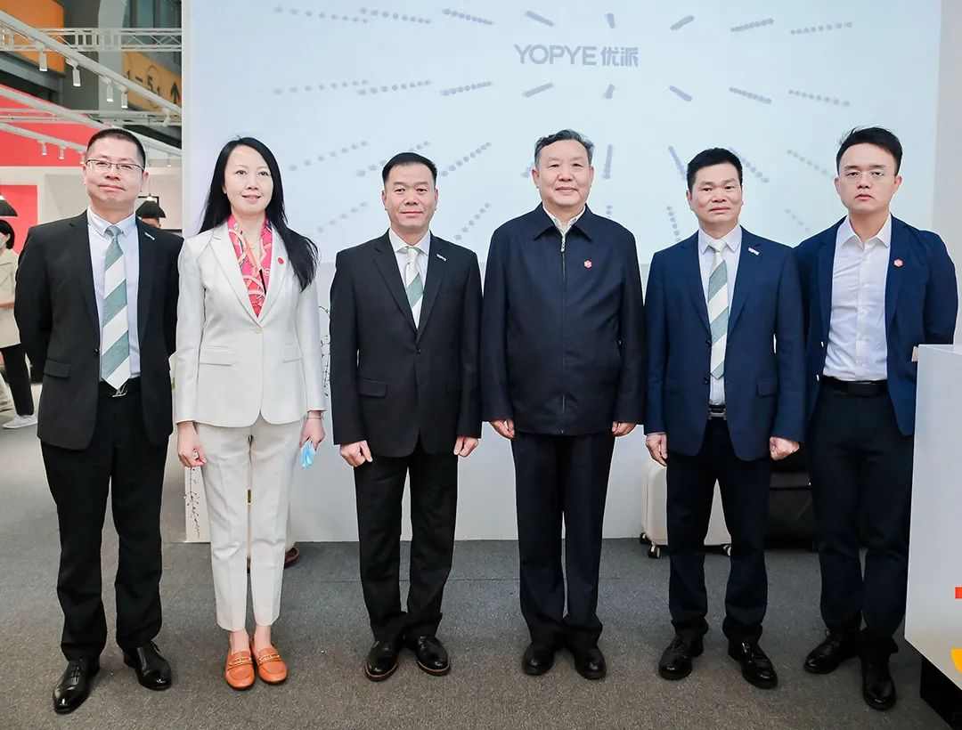 第51届中国家博会（广州）办公商用及设备配料展盛大开幕(图7)