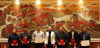 全国轻工、食品产业职业教育教学指导委员会（2021-2025）成立大会 家具设计与制造专业委员会工作会议在成都顺利召开(图13)