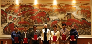 全国轻工、食品产业职业教育教学指导委员会（2021-2025）成立大会 家具设计与制造专业委员会工作会议在成都顺利召开(图16)