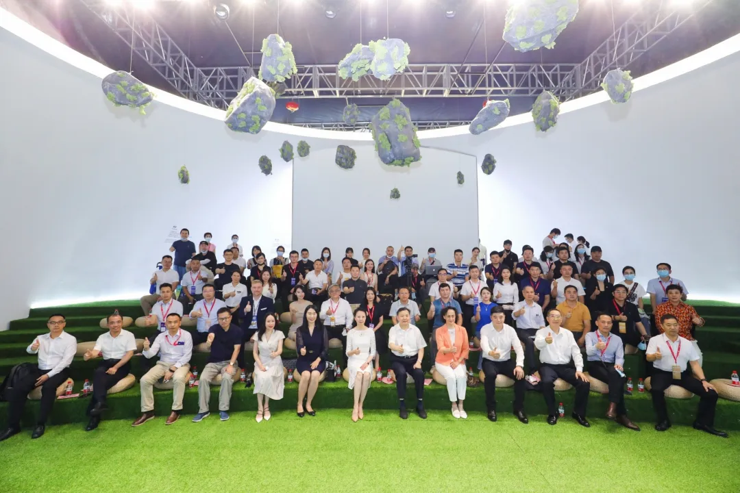 中国家具协会办公家具专业委员会2022年会在广州成功召开(图1)