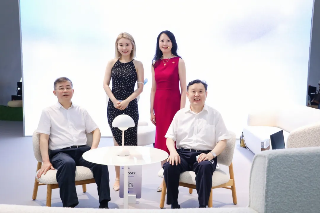 “共鸣感动，探索超维” 2030+国际未来办公方式展盛大启幕(图14)