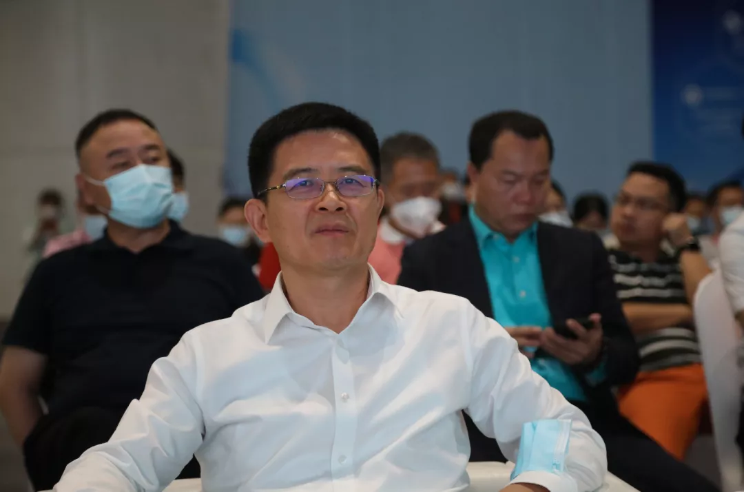 中国家具协会整装和定制委员会成立大会暨2022理想之上高峰论坛成功举办(图3)