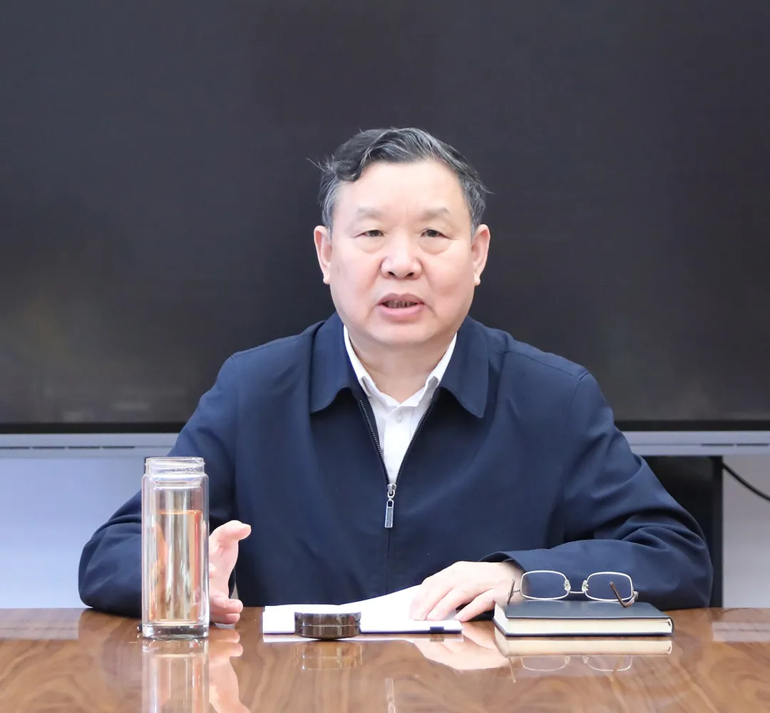 中国家具协会党支部深入学习贯彻十三届全国人大五次会议、全国政协十三届五次会议精神(图2)