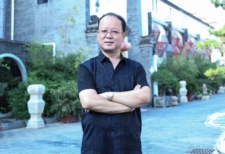 衍生——2021中国红木家具文化博览会将于9月19-22日在北京盛大起航(图1)