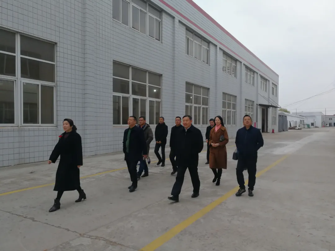 2020年中国家具协会传统家具专业委员会主席团工作会议顺利召开(图7)