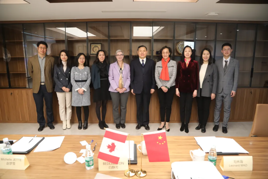 中国家具协会与加拿大木业集团签署合作谅解备忘录(图2)