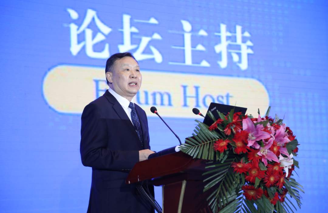 “环球并蓄 与时偕行”中国家具行业发展论坛在西安召开(图2)