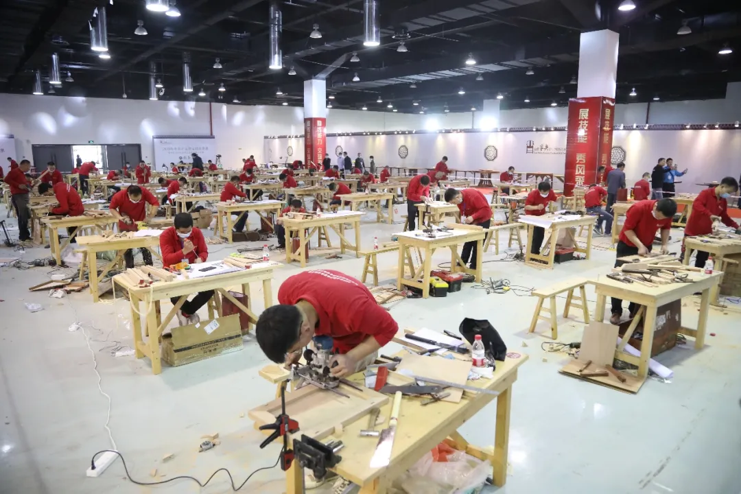 2020年全国行业职业技能竞赛——第四届全国家具职业技能竞赛总决赛盛大开幕(图13)