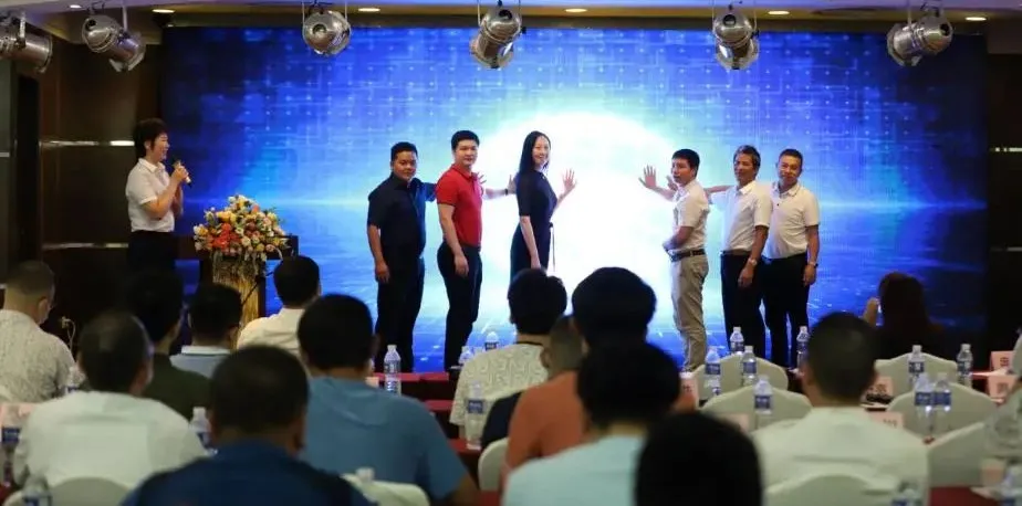 家具用嵌入式插座安全研讨会顺利召开(图4)