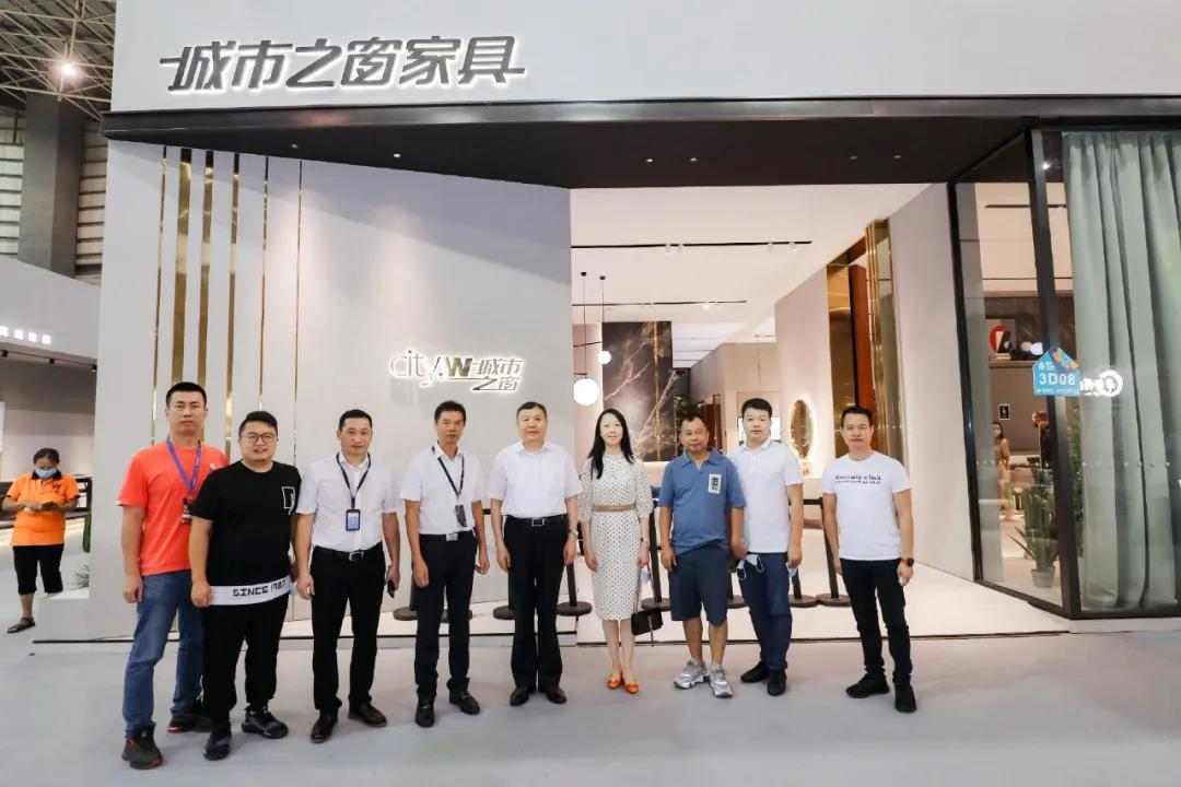 中国家具协会一行参观第43/44届国际名家具（东莞）展览会(图4)