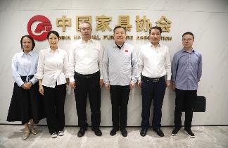 徐祥楠理事长会见广西工信厅党组成员、副厅长赵恩江一行 - Room芯家居