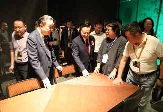 第三十届中国国际家具展览会、2025摩登上海设计周暨摩登上海时尚家居展盛大启幕(图9) 第三十届中国国际家具展览会、2025摩登上海设计周暨摩登上海时尚家居展盛大启幕(图9)