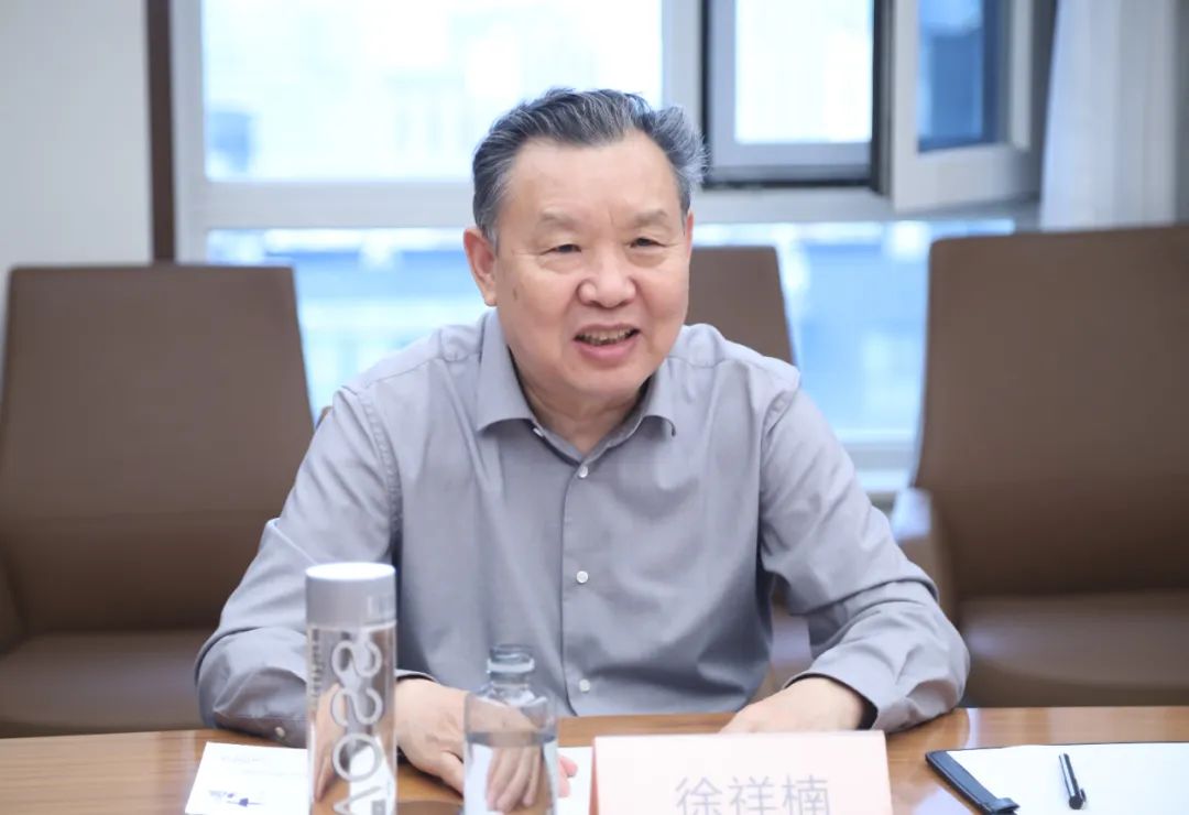 徐祥楠理事长会见十堰市人大财经委主任、市驻京津冀专班组长黄建太一行(图2)